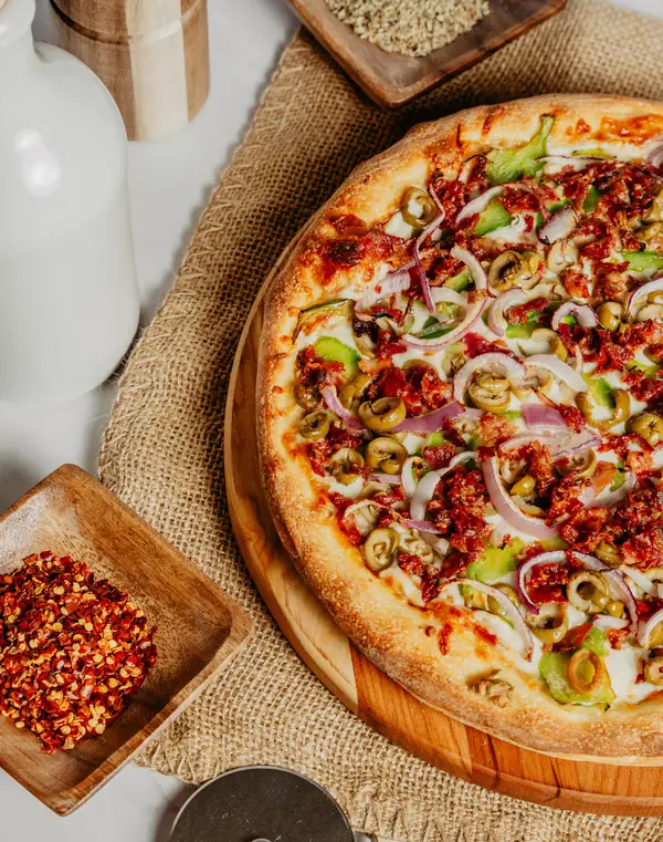 Pizza Spécial Milano garnie